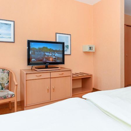 Hotel-Pension Stoertebeker Bensersiel Ngoại thất bức ảnh