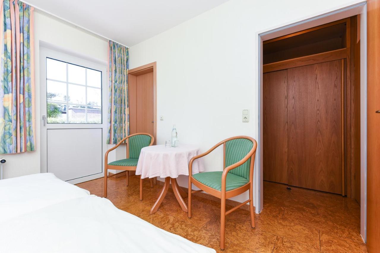 Hotel-Pension Stoertebeker Bensersiel Ngoại thất bức ảnh