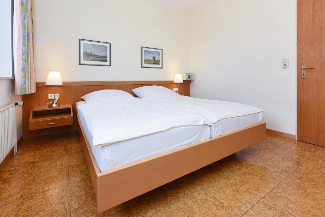 Hotel-Pension Stoertebeker Bensersiel Ngoại thất bức ảnh