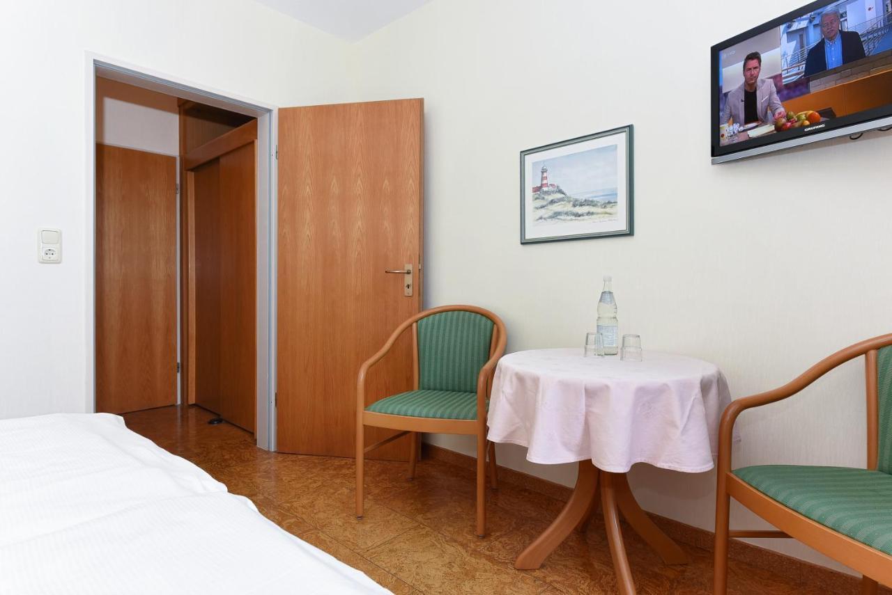 Hotel-Pension Stoertebeker Bensersiel Ngoại thất bức ảnh