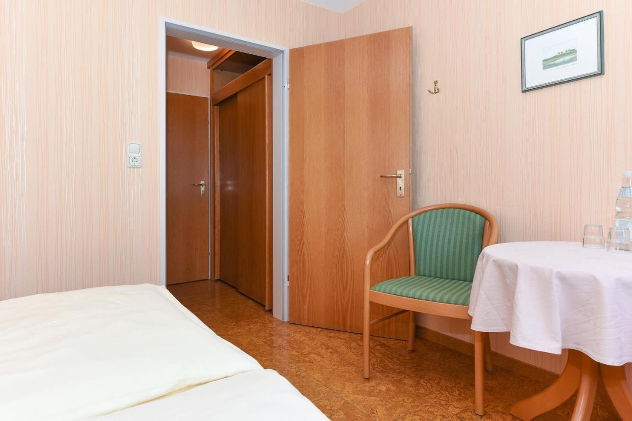 Hotel-Pension Stoertebeker Bensersiel Ngoại thất bức ảnh