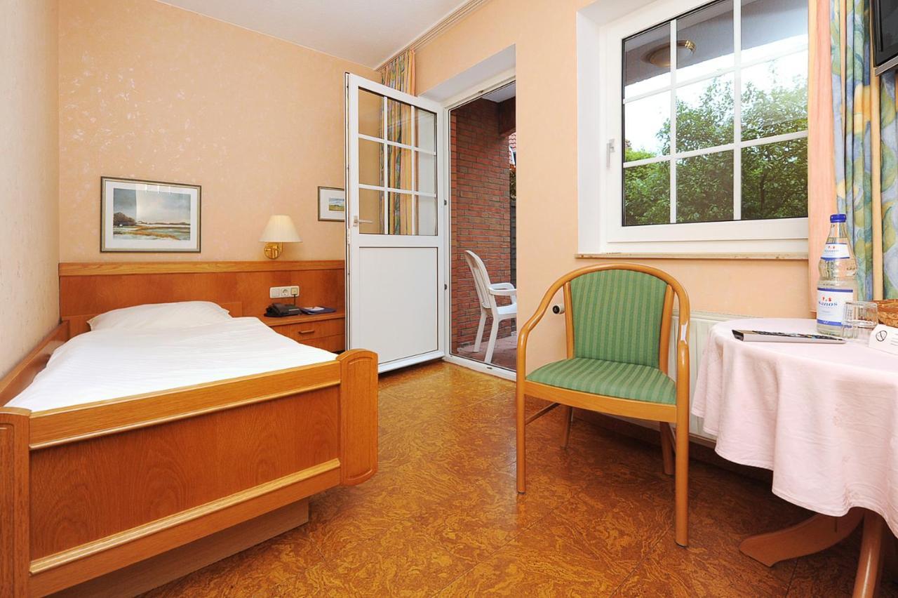 Hotel-Pension Stoertebeker Bensersiel Ngoại thất bức ảnh