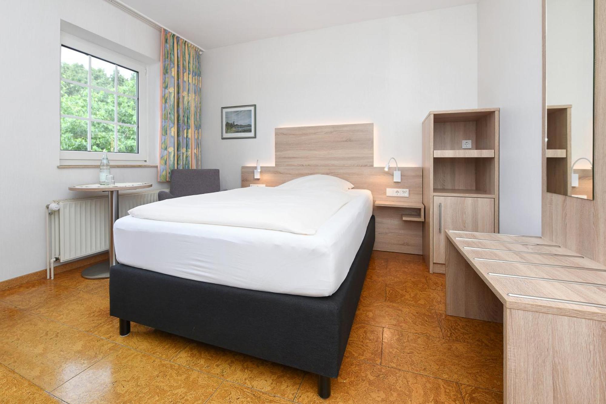 Hotel-Pension Stoertebeker Bensersiel Ngoại thất bức ảnh